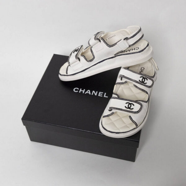 Chanel 2022 Dad Sandals Weiß 38 Full Set