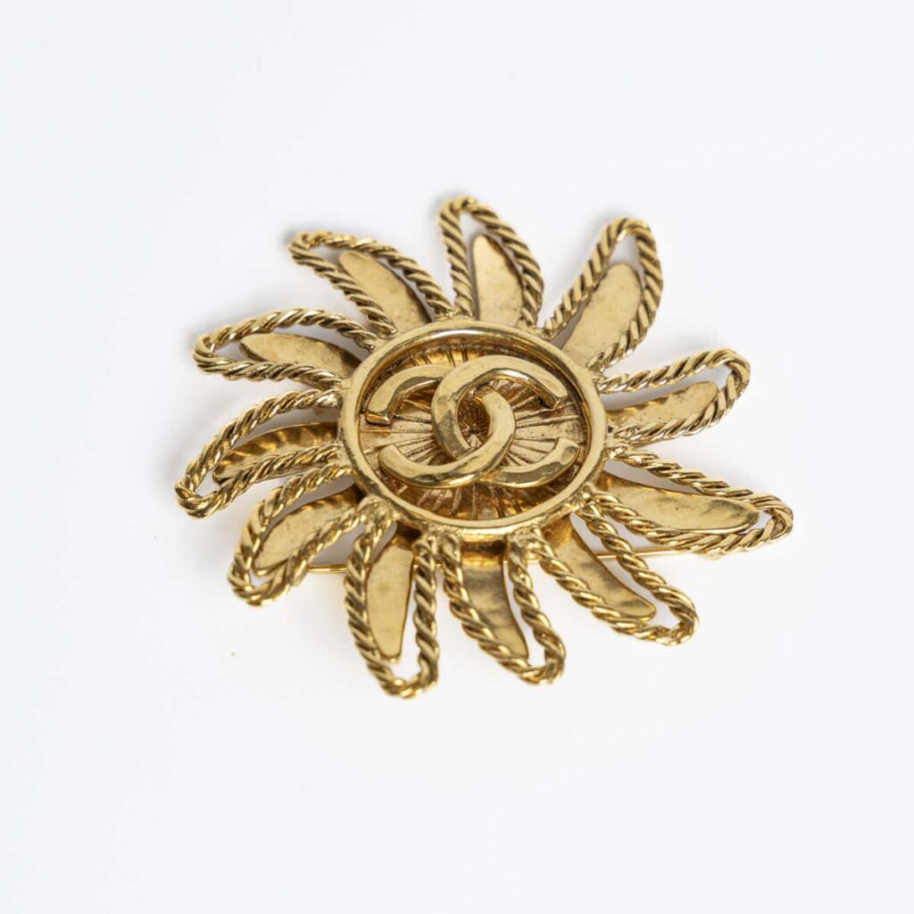 Chanel Coco Mark 94A Brosche Sonne
