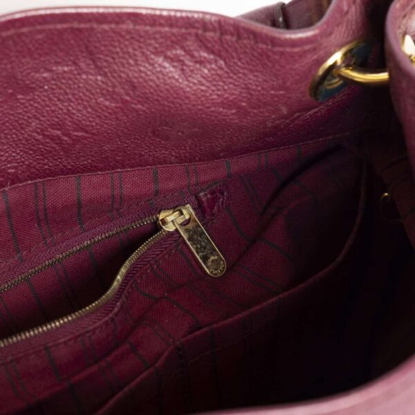 Louis Vuitton Artsy MM Empreinte Burgundy bag