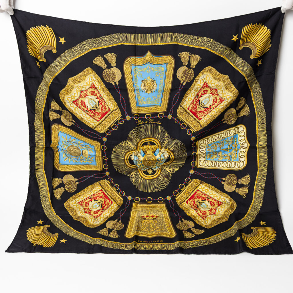 Hermès Carré 90 Gala de Concours Tuch Seide