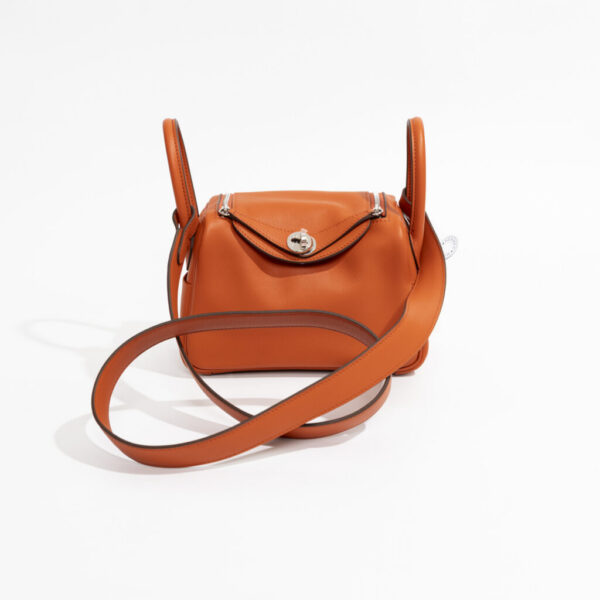 Hermès Mini Lindy 19