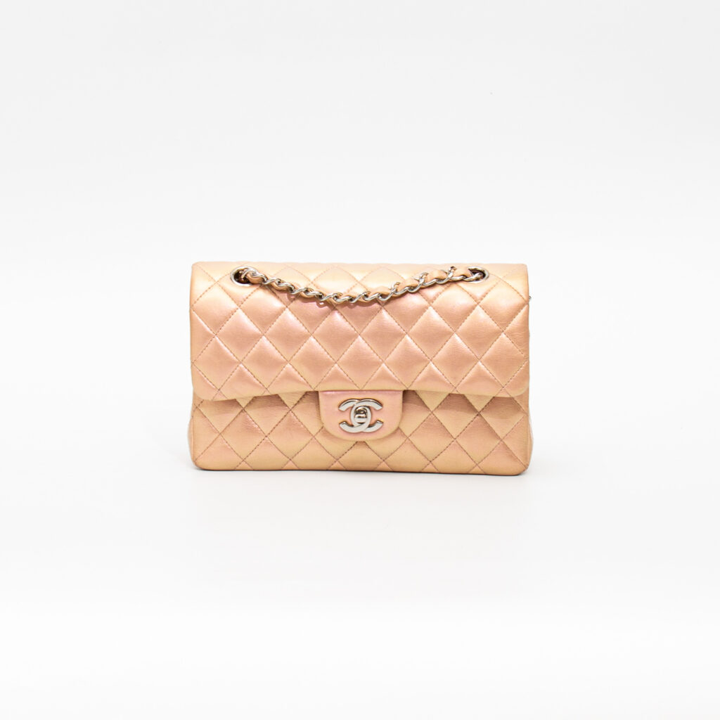 Chanel Timeless Double Flap Small Irisierend Lambskin SHW Tasche
