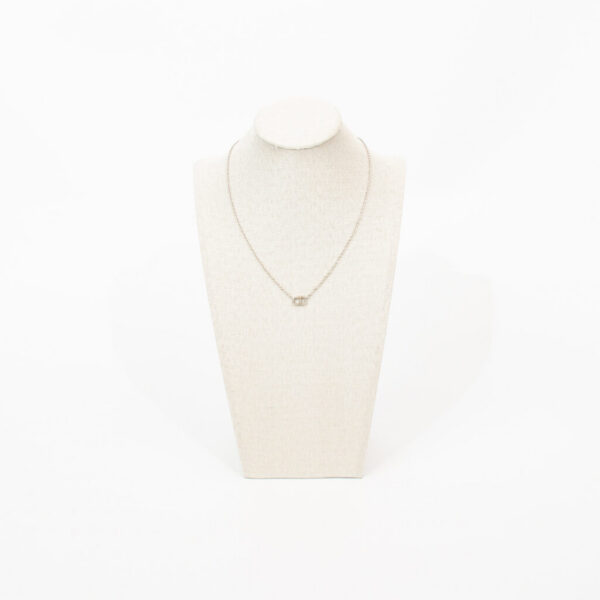 Collier Dior Clair D Lune CD Logo Argent avec Cristaux