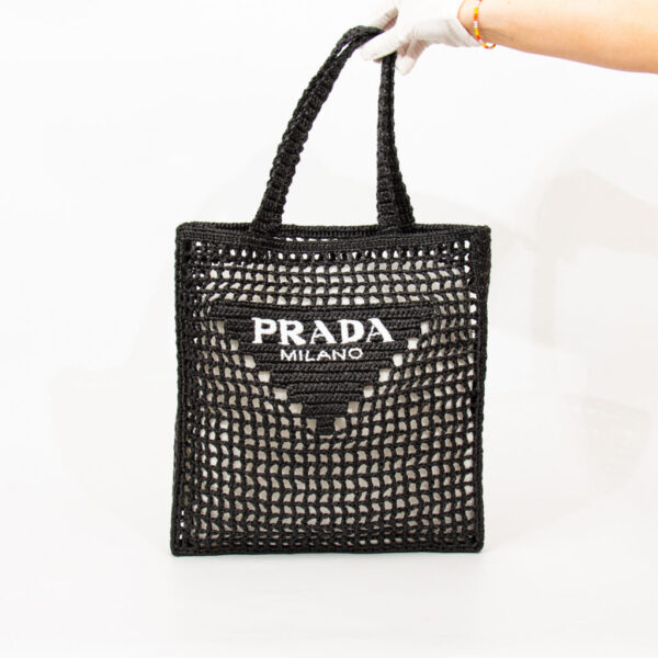 Prada Raffia gehäkelter Tote Shopper in Schwarz