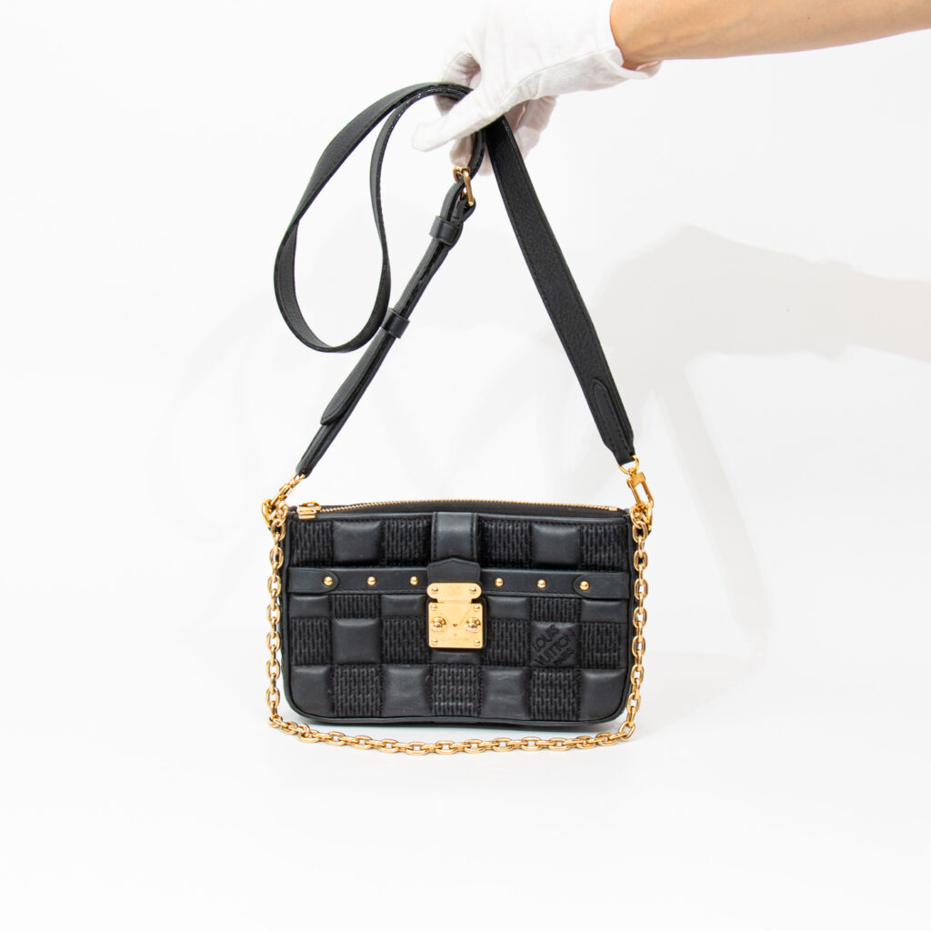 Louis Vuitton Damier Pochette Troca Schwarz Tasche