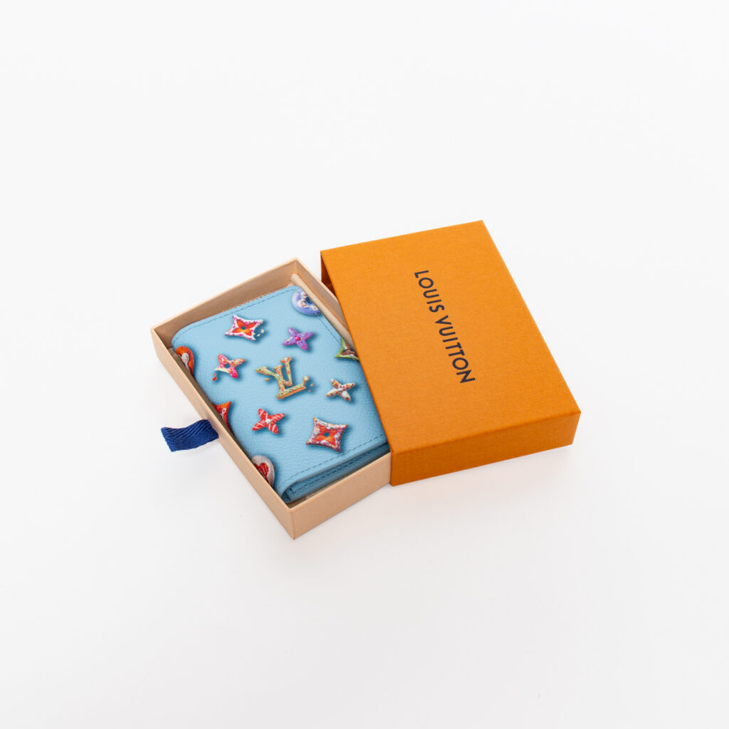 Louis Vuitton Passport Cover Monogram Candy Factory Hellblau
