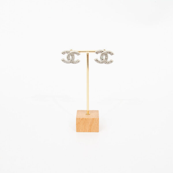 Chanel CC Logo Studs in Large Silber mit Kristallen und Weiß