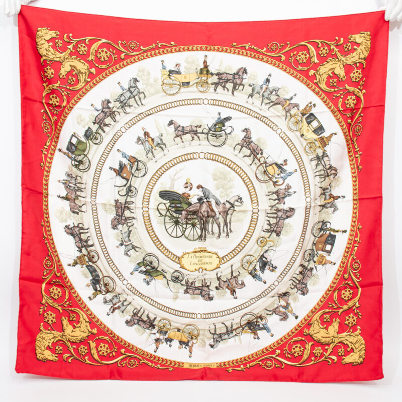 Hermès Carré 90 La Promenade de Longchamp Tuch Seide Rot – Bild 1