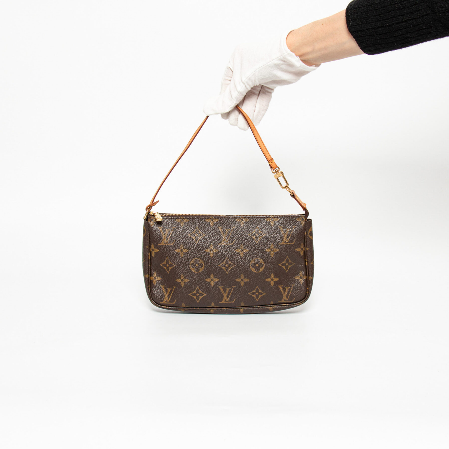 Louis Vuitton Bag Monogram Pochette Accessories 2001 AR1011 – the 