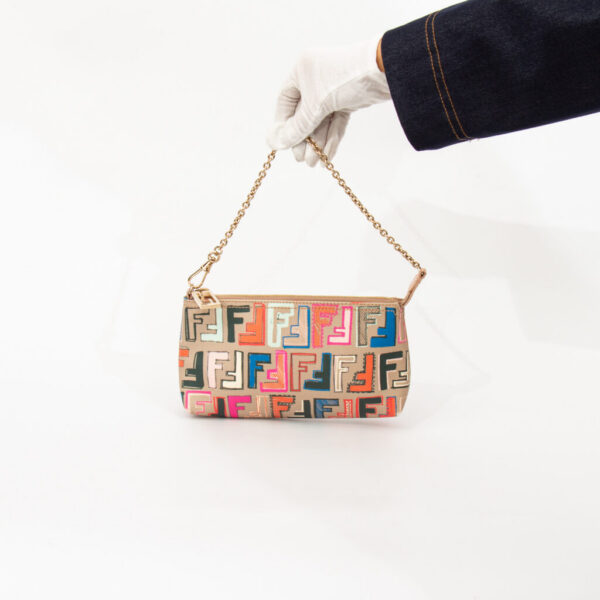 Fendi Zucca Chain Mini Pochette mit Multicolor FF