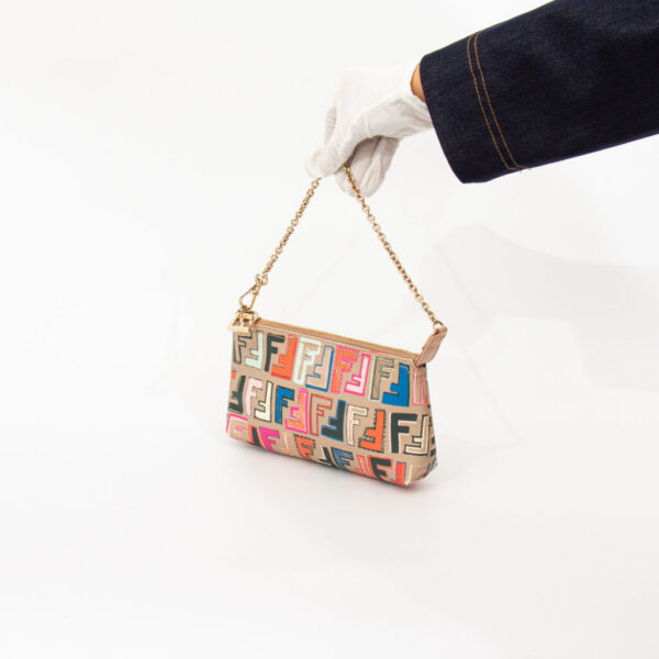 Fendi Zucca Chain Mini Pochette mit Multicolor FF