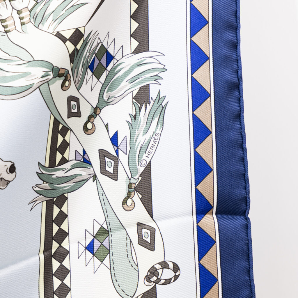 Hermès scarf silk Carré 90 Les Chevaux Qataris silk blue