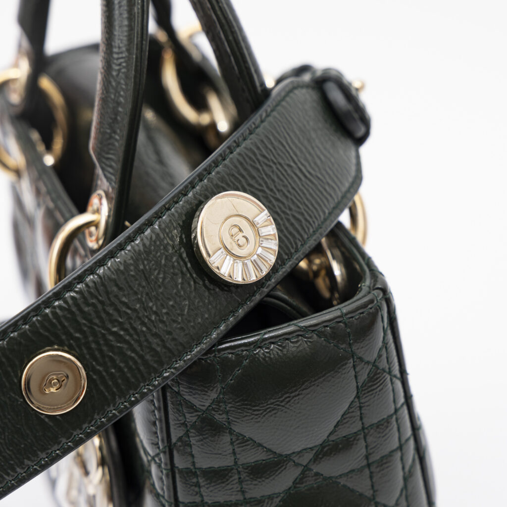 Sac Christian Dior My Lady Dior en cuir vert avec finitions dorées