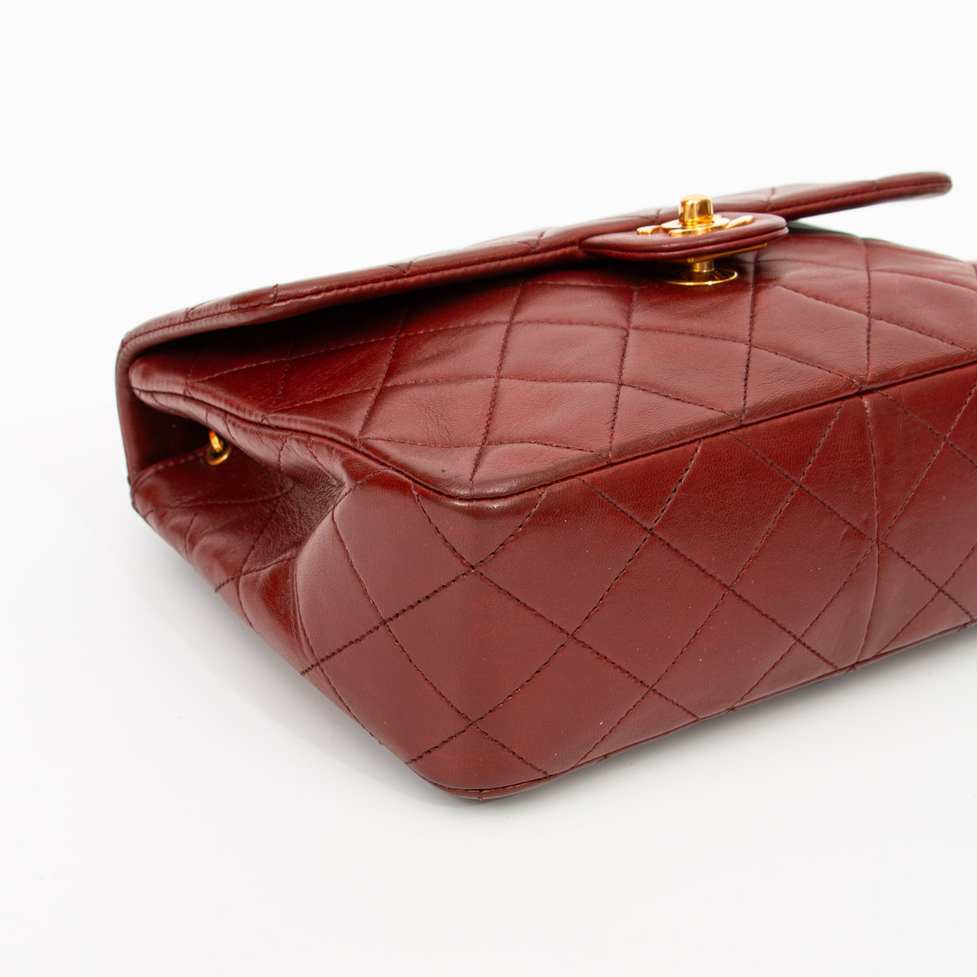 Chanel handbag, single flap, lambskin, fawn brown with gold hardware – Image 8