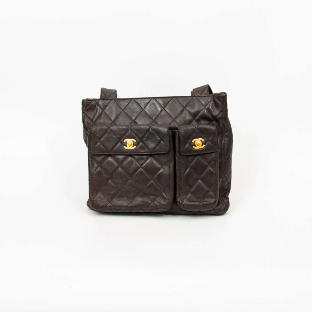 Bolso Chanel Shopper de piel de cordero marrón con herrajes dorados 1996–1997 4274520.0