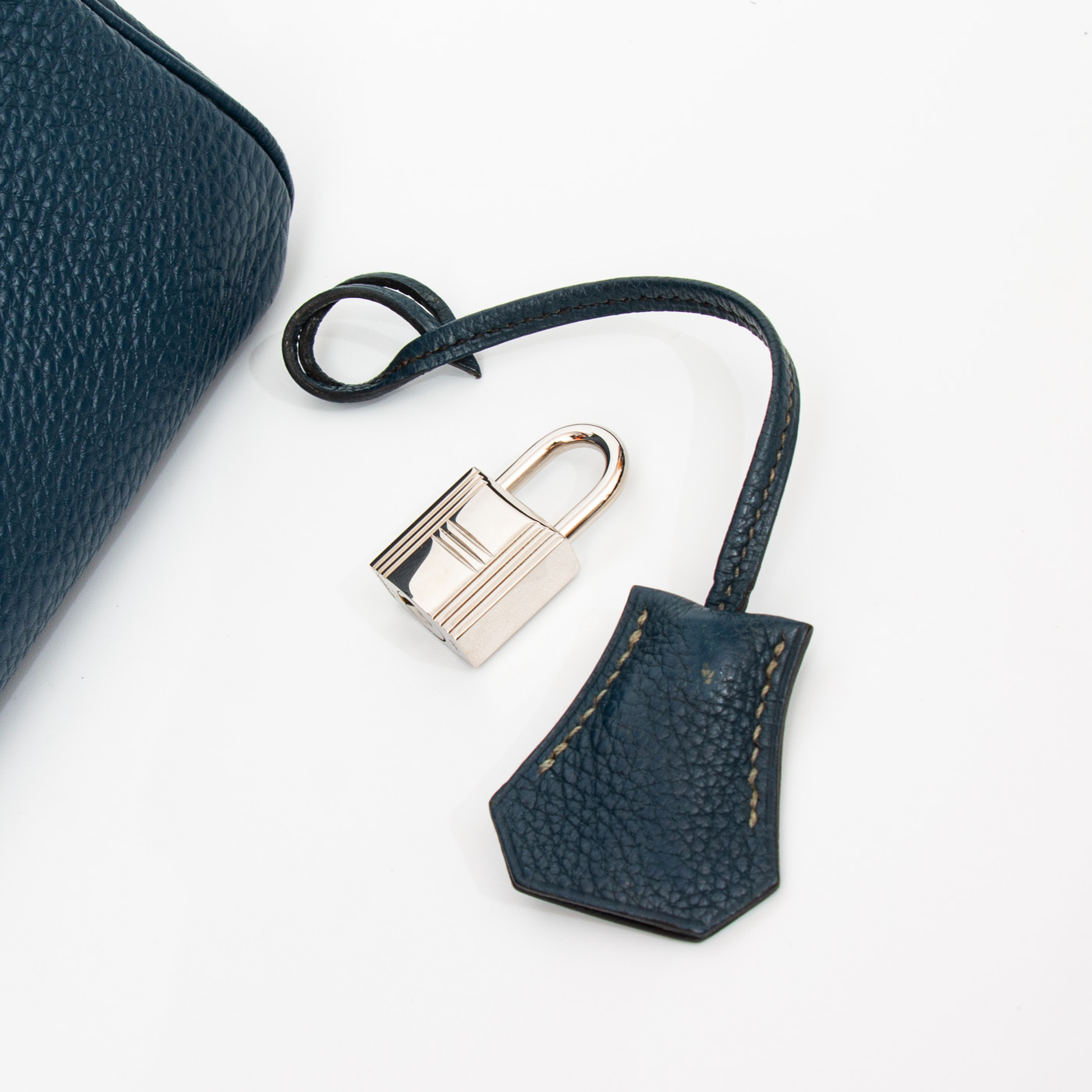 Hermès Handtasche Birkin 25 Retourne Taurillon Clemence Blau Mit Silberner Hardware 2008 – Bild 12