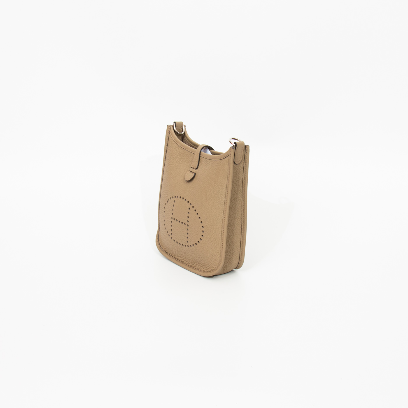 Hermès Evelyne 16 Crossbody Clemence Leather Bag in Beige Marfa – Image 2