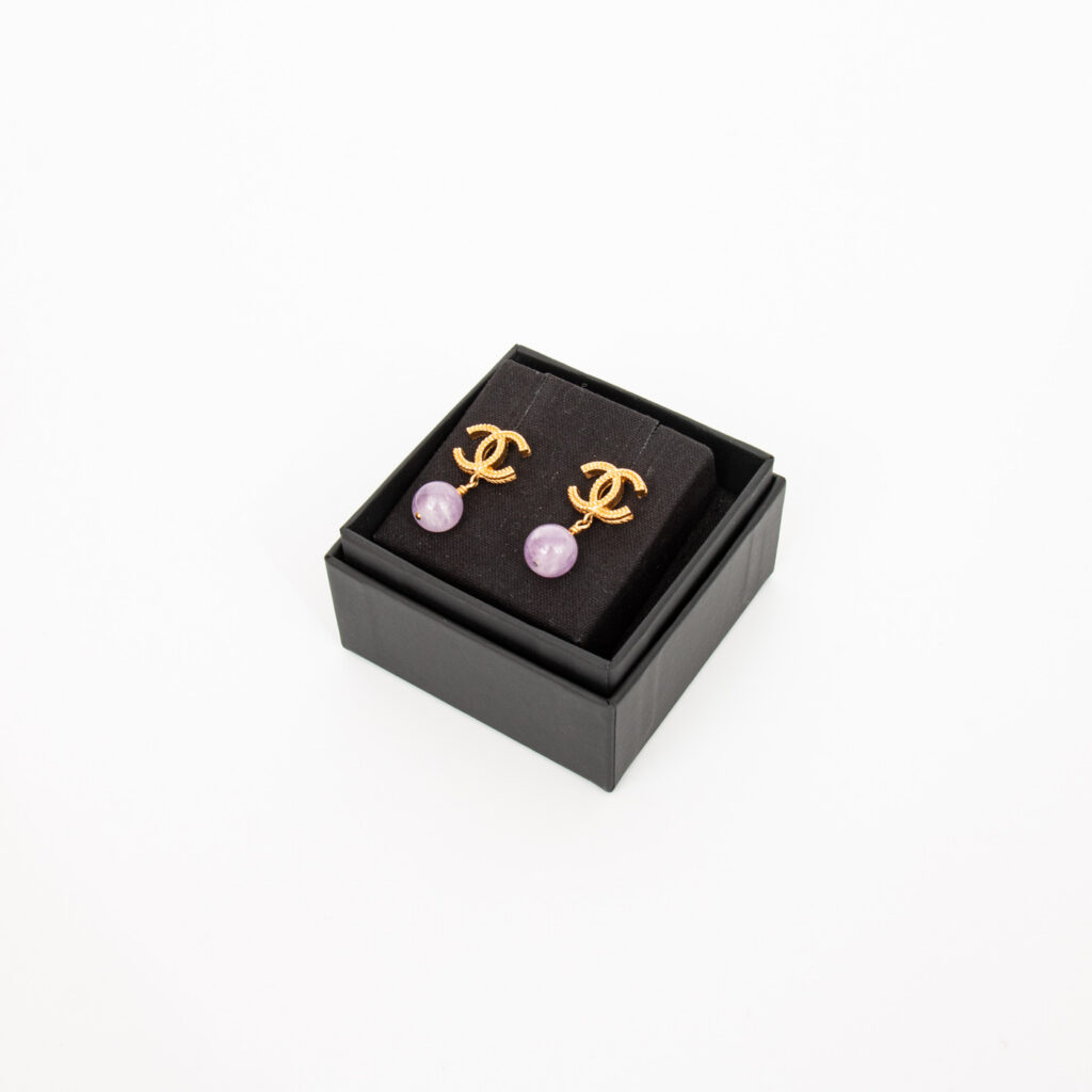 Chanel CC Ohrringe Gold mit Rosa Kugelanhängern Herbst Winter 2013