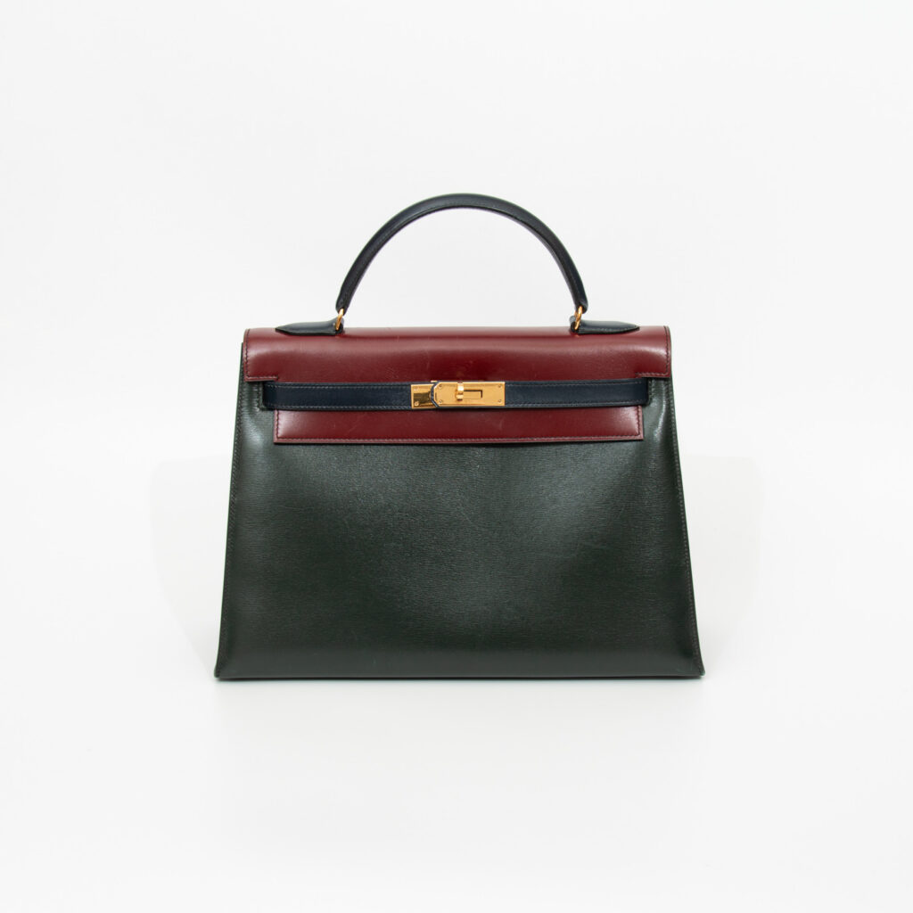Hermès Handtasche Kelly 32 Tricolor Box Calf Leder Rot mit Goldener Hardware 1982