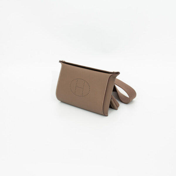 Sac messager Hermès Videpoches en cuir Togo couleur étoupe