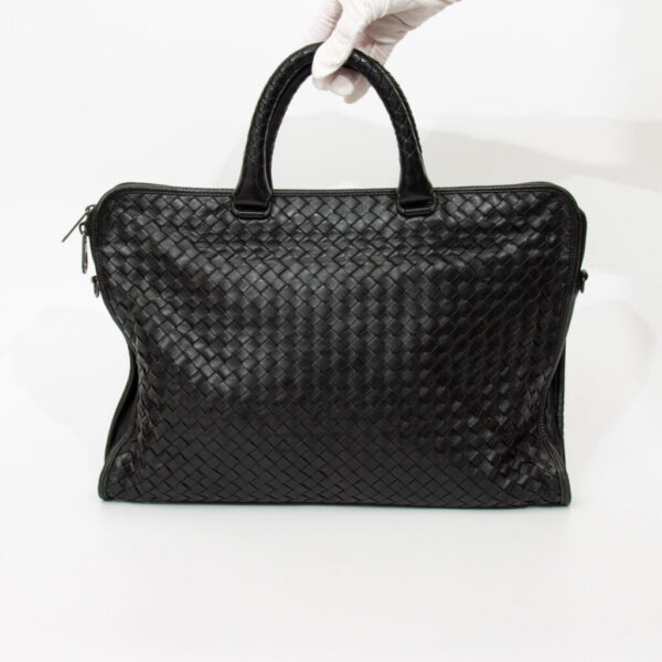 Maletín Bottega Veneta Intrecciato en napa negra
