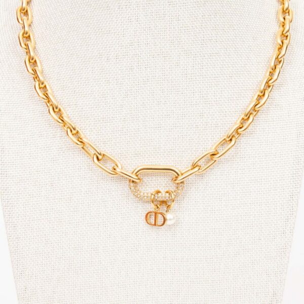 Collier Dior CD Navy en strass et perles d'imitation or