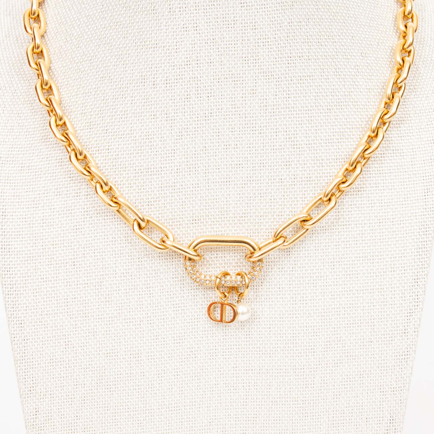 Collier Dior CD Navy en strass et perles d'imitation dorées – Image 2