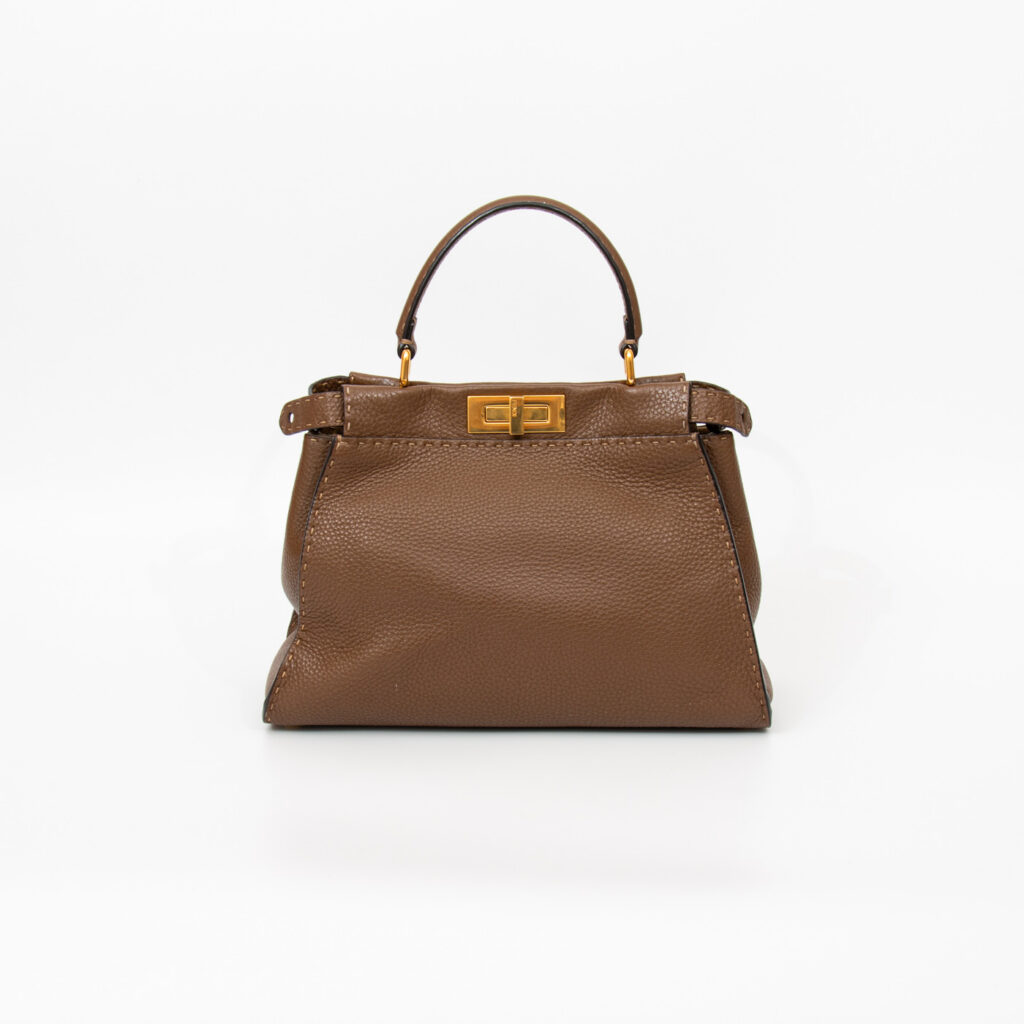 Fendi Handtasche Peekaboo Medium Selleria Braun Mit Goldener Hardware 8BN290