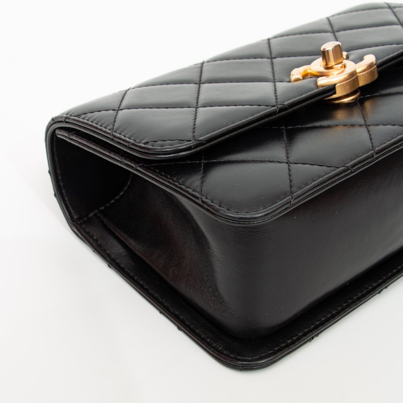 Chanel Tasche Lambskin Schwarz Mit Goldener Hardware K5JJPUK6 – Bild 9