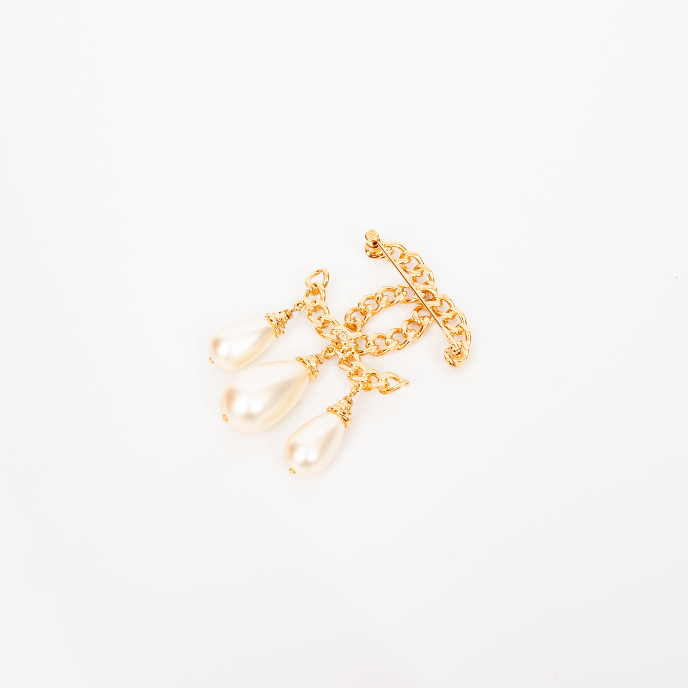 Broche Chanel CC en or et perles B20K – Image 3