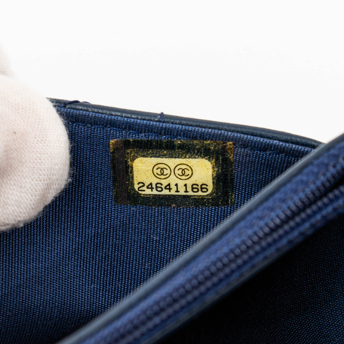 Chanel Tasche Wallet on Chain Chevron Blau Mit Goldener Hardware 2017–2018 24641166 – Bild 11
