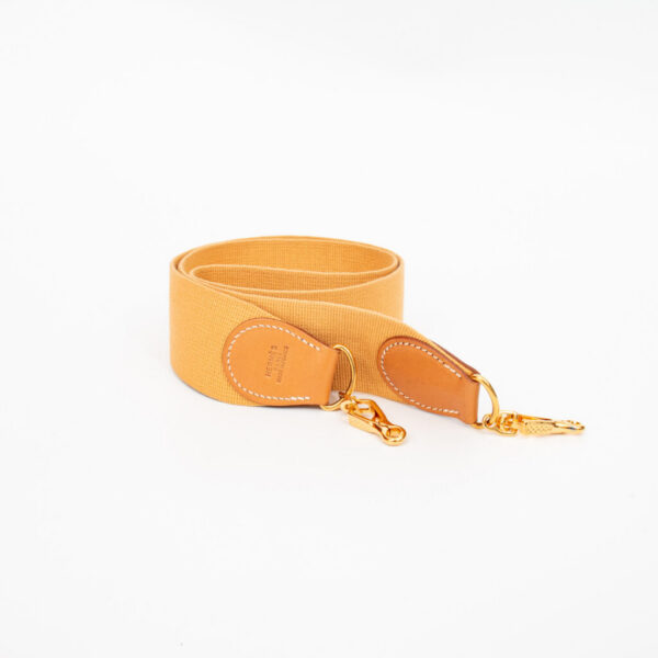 Hermès Schulterriemen Sangle Cavale Naturleder Gold 109 cm