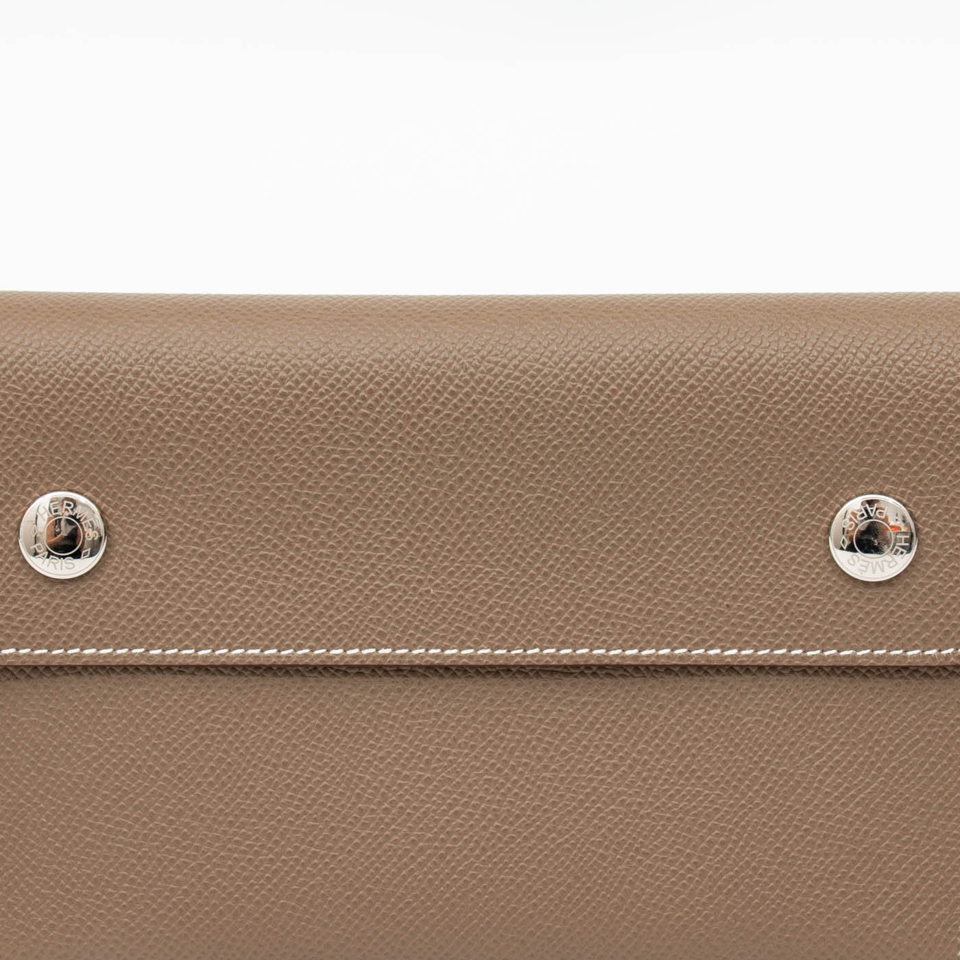 Hermès On Chain Crossbody leather bag in etoupe with palladium hardware – Image 6