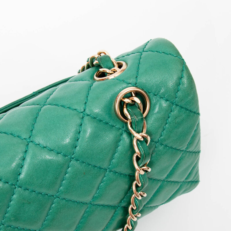 Chanel Tasche Lambskin Double Flap Grün Mit Goldener Hardware 2008–2009 12632288 – Bild 8