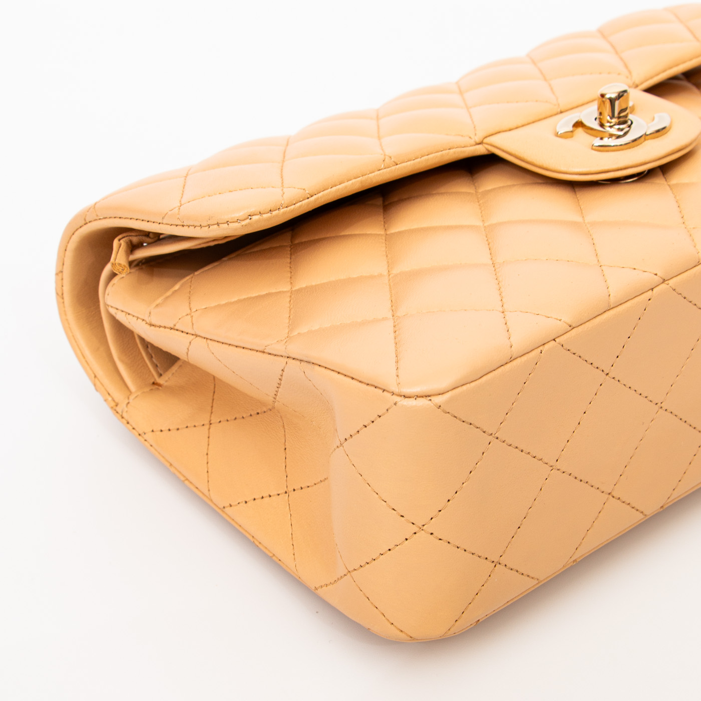 Chanel Timeless Lambskin Double Flap Handbag in Beige with Gold Hardware T4L7L6K5 – Image 9