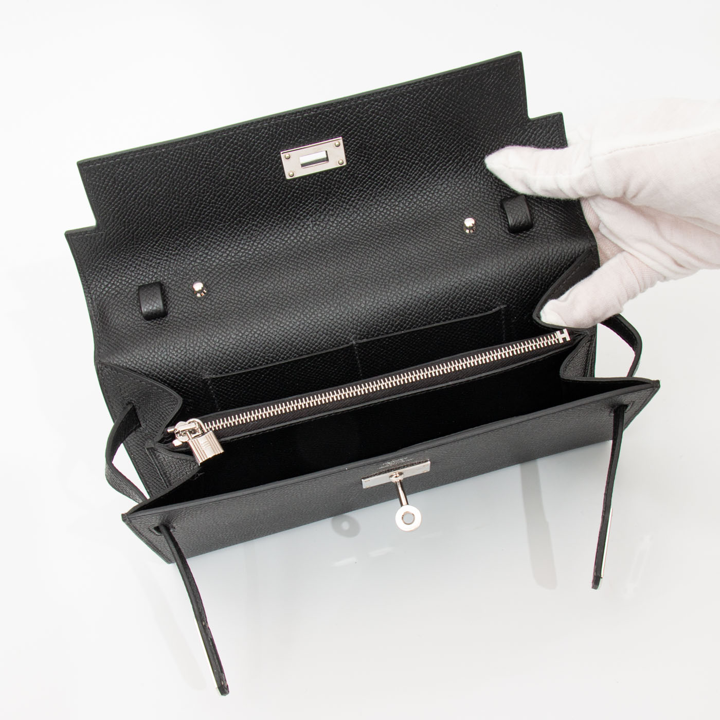 Hermès Kelly to Go Epsom Leder in Noir Schwarz mit Palladium Hardware – Bild 10