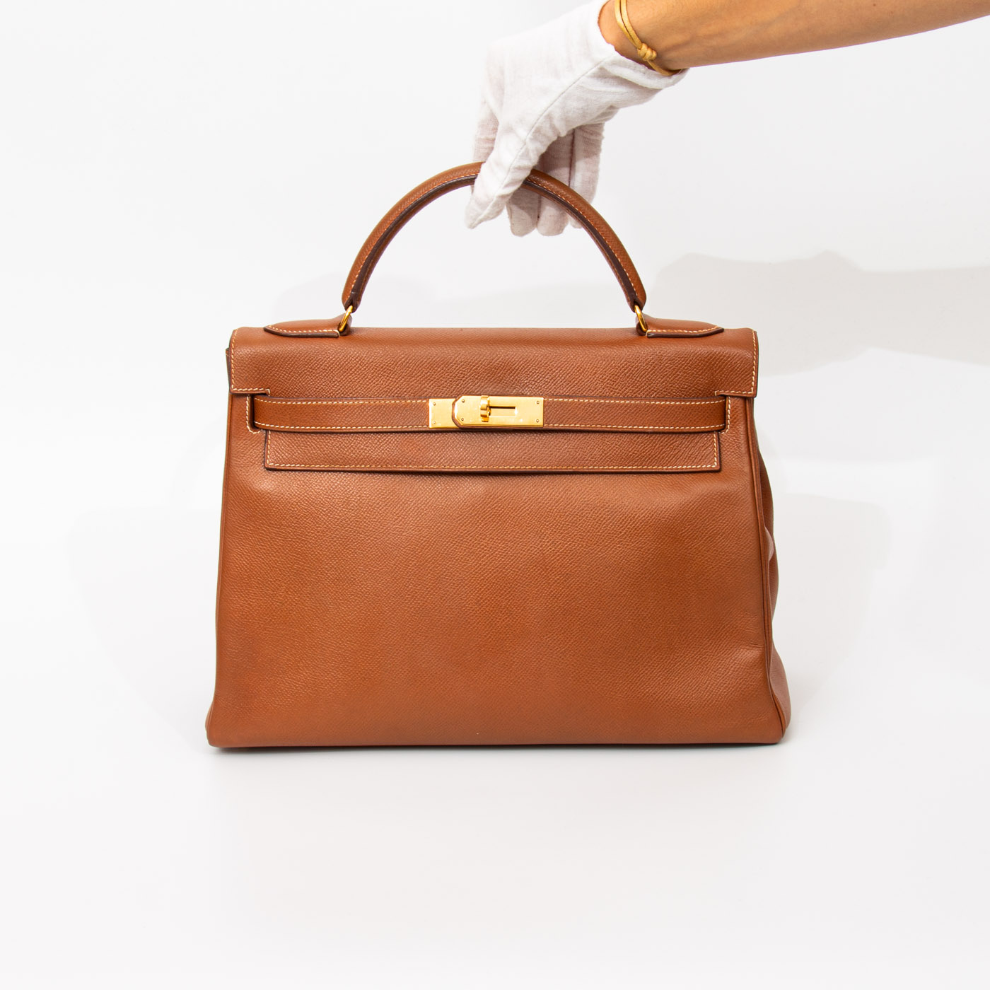 Sac à main Hermès Kelly 32 Retourne, cuir, or avec finitions dorées, 1993 – Image 6