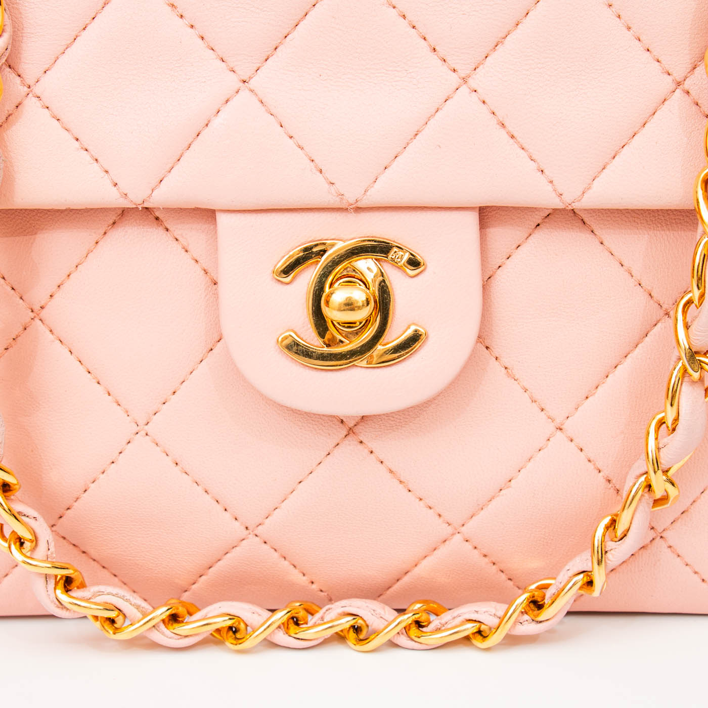 Sac à main Chanel à rabat simple et chaîne simple, en cuir d'agneau rose vintage, 1991-1994, référence 2340719 – Image 7