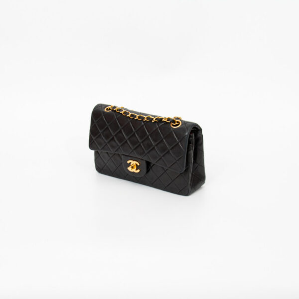 Chanel Tasche Timeless Double Flap Small Schwarz Mit Goldener Hardware 1991–1994 2266472