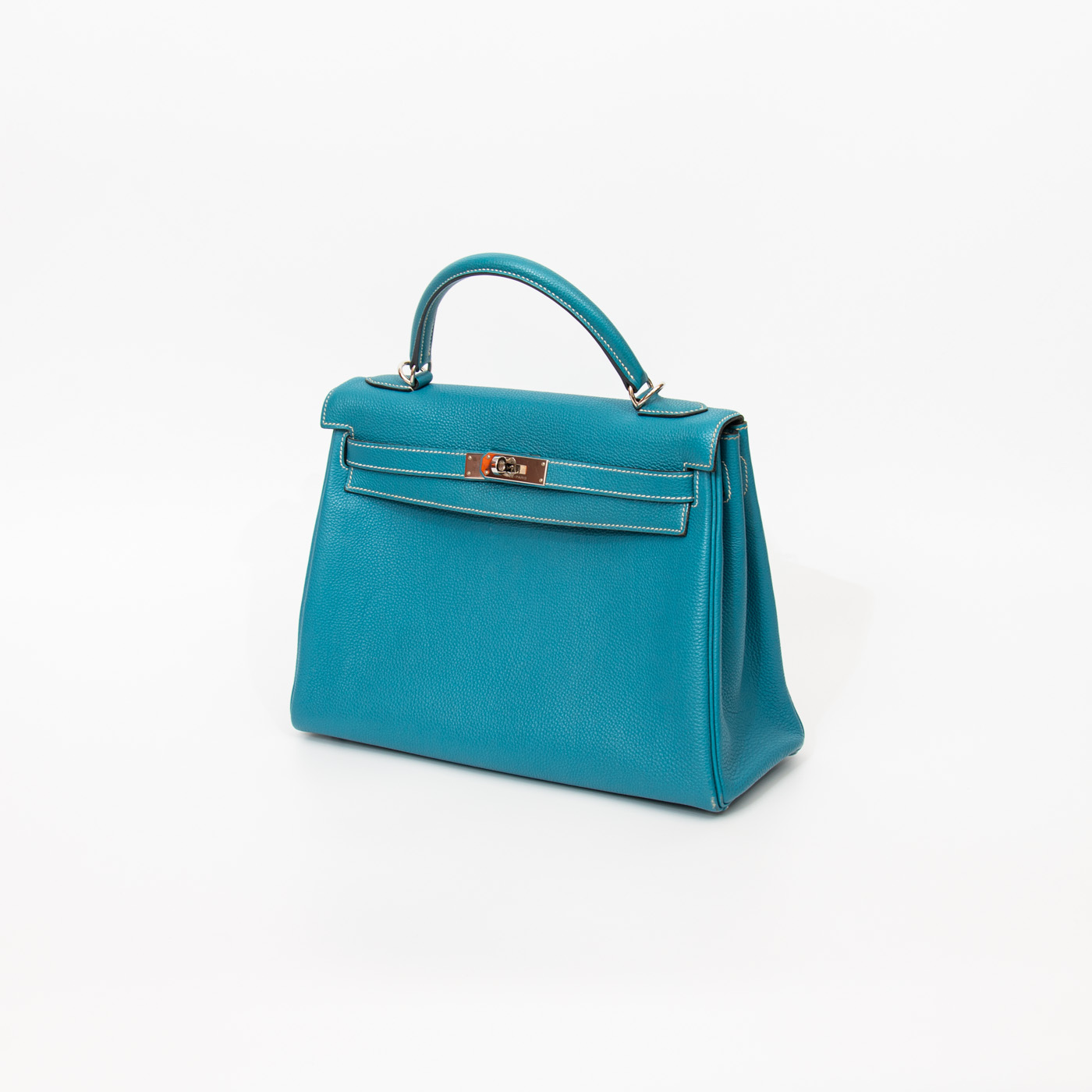 Bolso Hermès Kelly 32 Retourne Togo en piel azul con herrajes de paladio, 2006 – Imagen 3