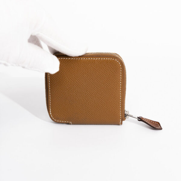 Portefeuille compact Hermès Azap en Epsom doré avec finitions argentées