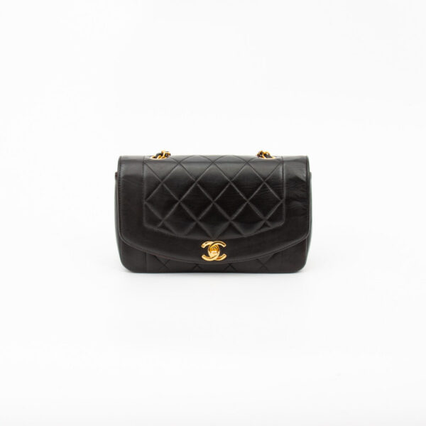 Sac Chanel Diana à rabat simple, noir, 1994–1996, 3146744