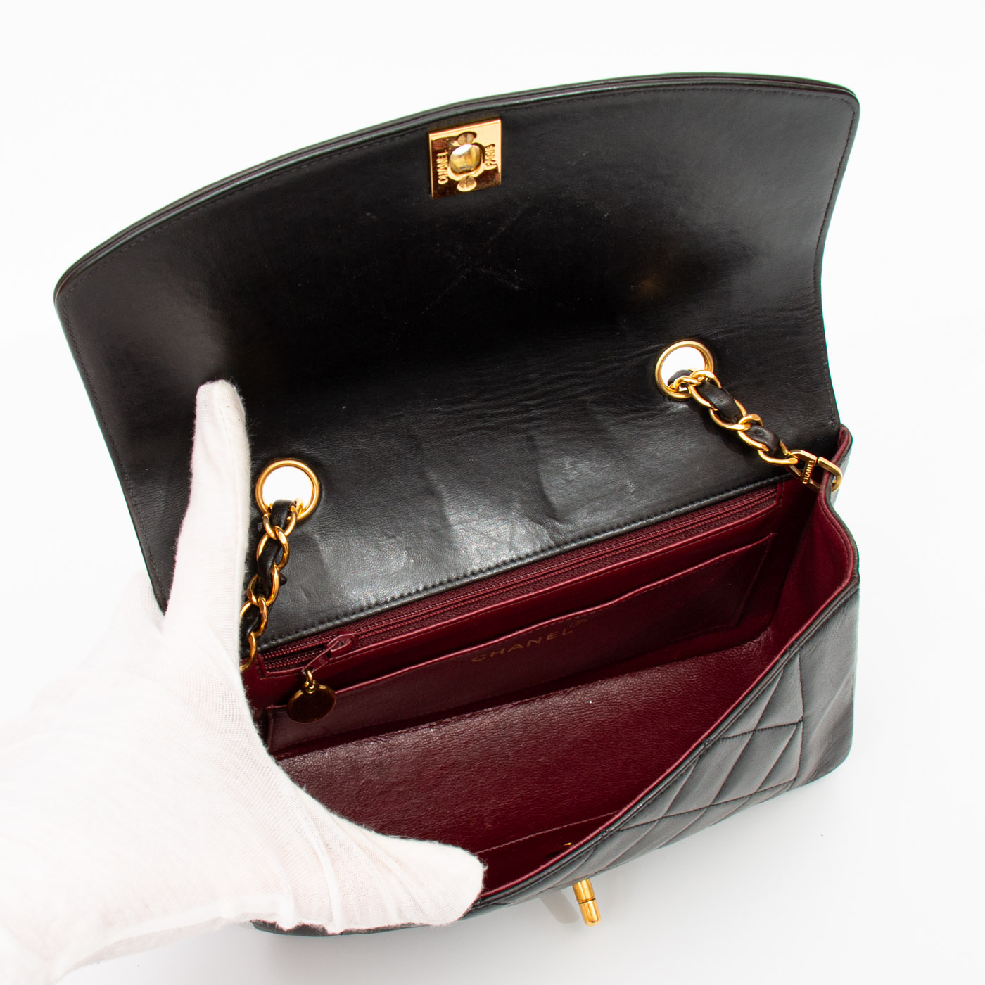 Chanel Diana Single Flap Tasche Schwarz 1994–1996 3146744 – Bild 11