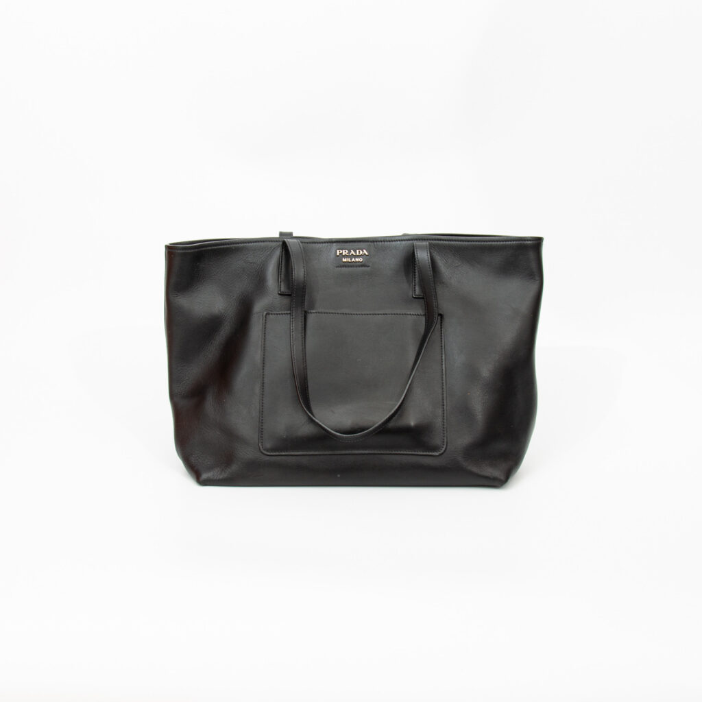 Prada Leder Tote Shopper City Calf in Schwarz