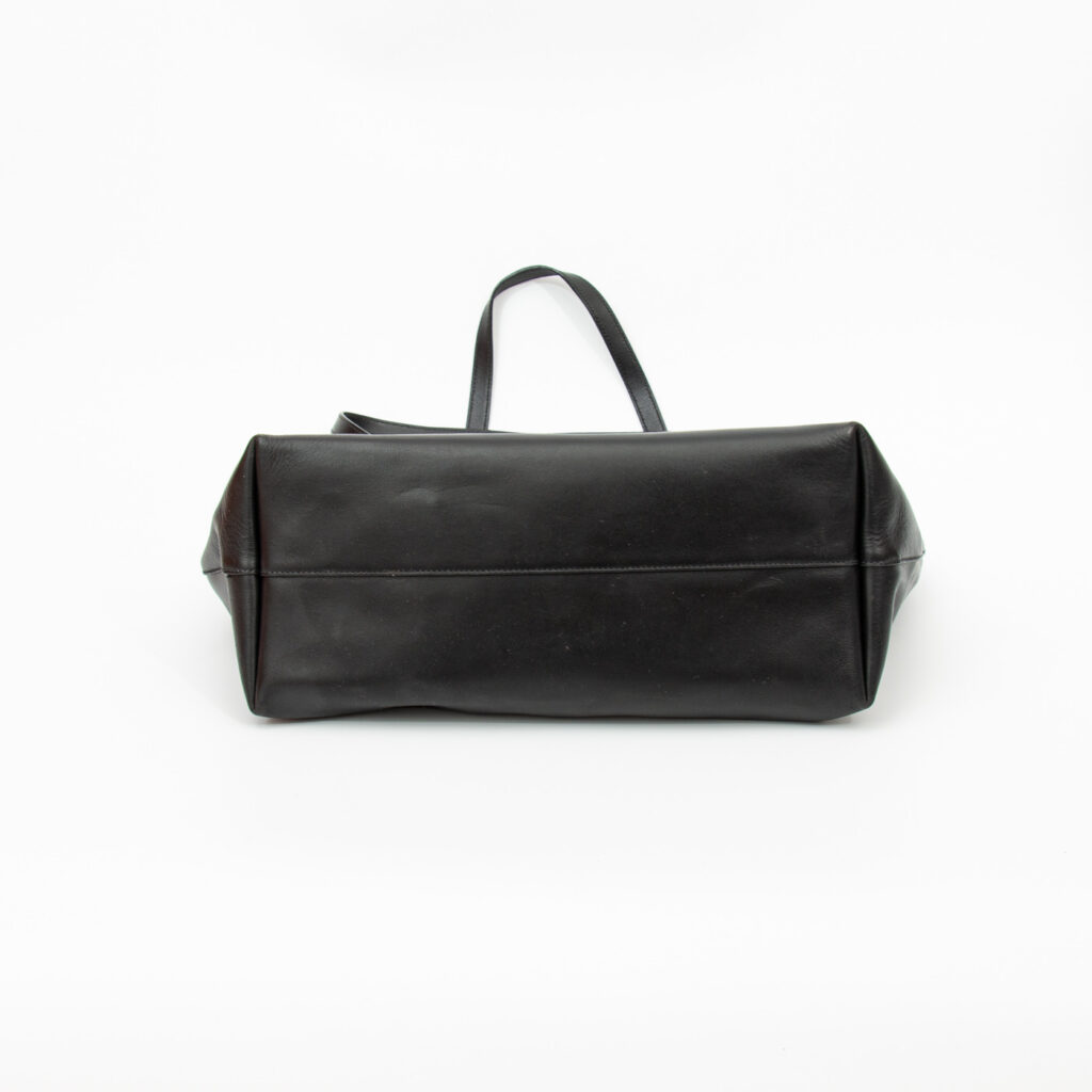 Prada Leder Tote Shopper City Calf in Schwarz