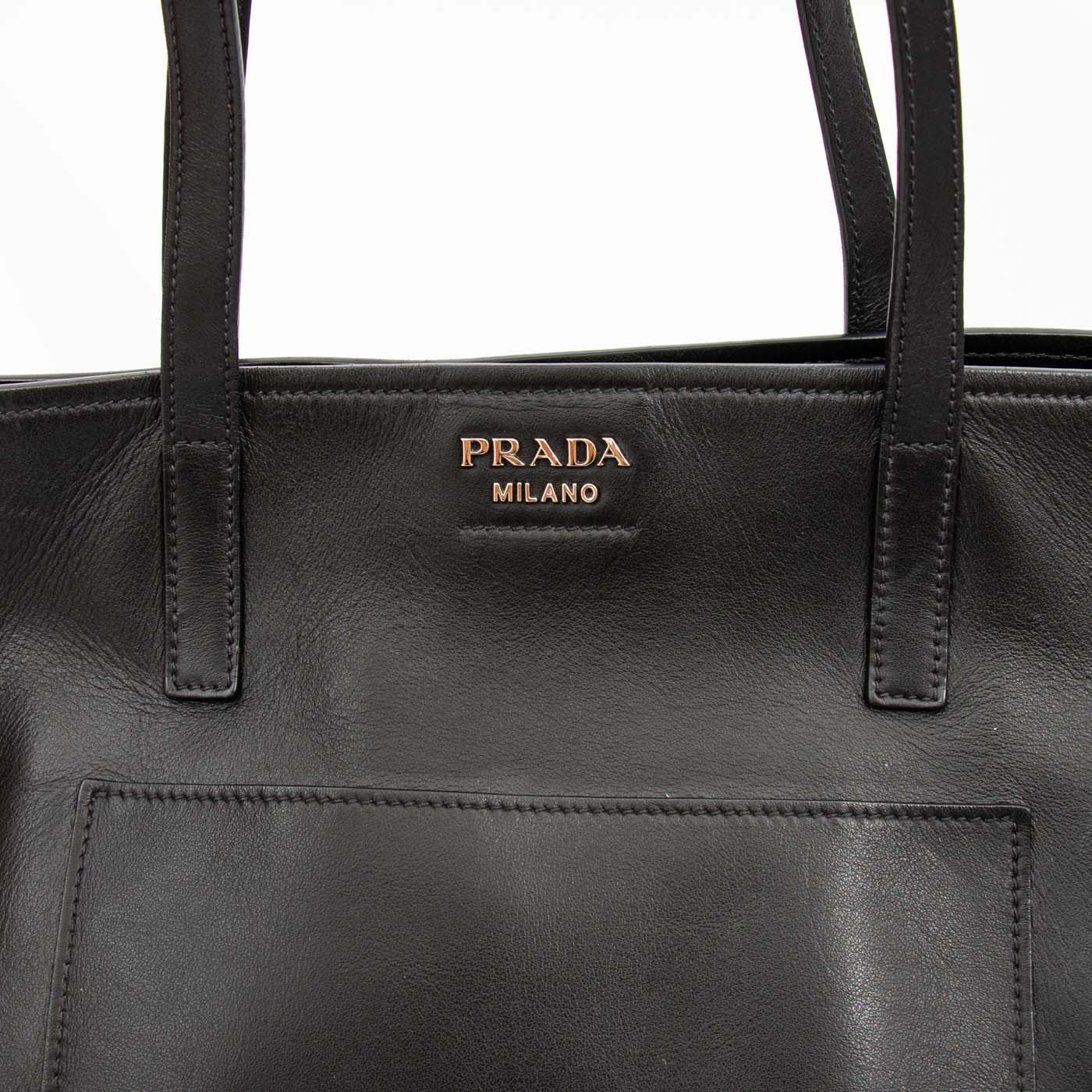 Prada Leder Tote Shopper City Calf in Schwarz – Bild 7