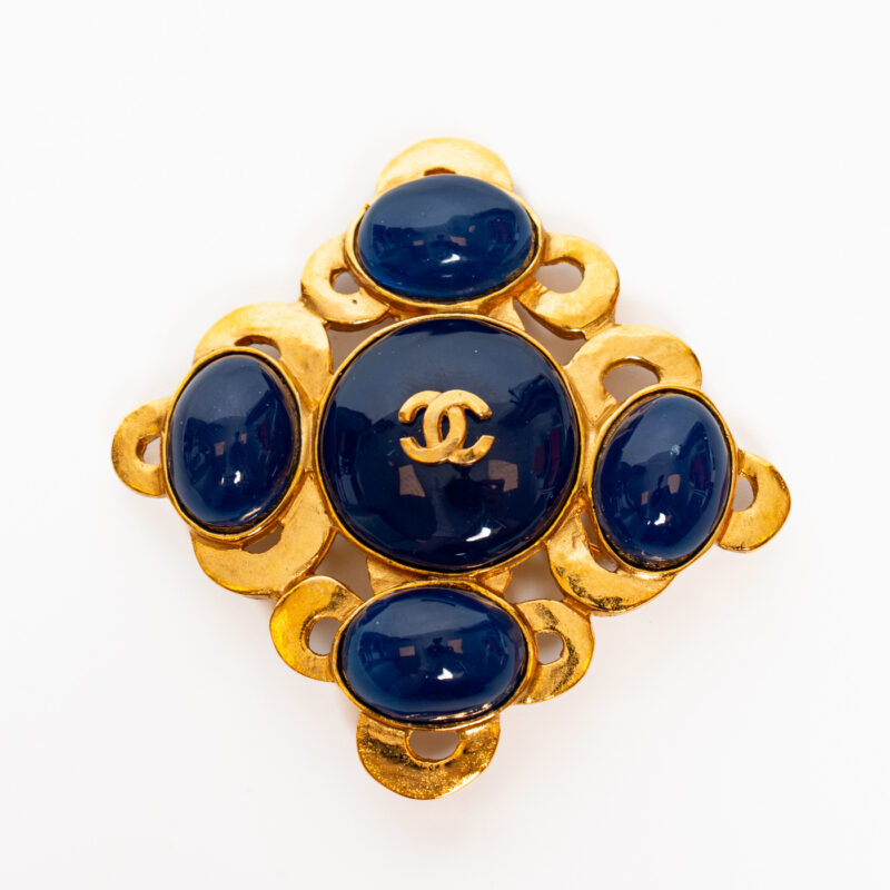 Chanel Blue Brooch with Gold-Tone Hardware – Image 4
