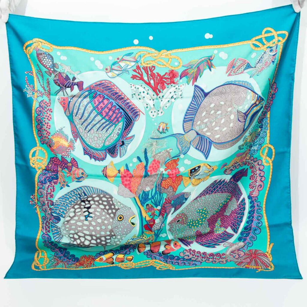 Hermès Scarf Silk Carré 90 Grands Fund Blue