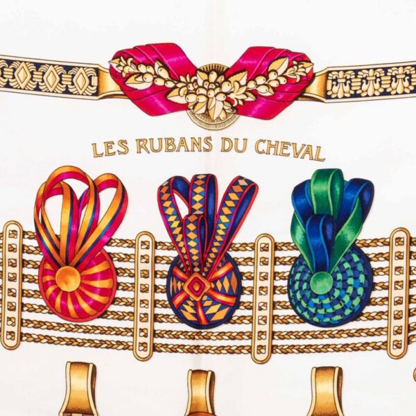 Hermès foulard en soie Carré 90 Les Rubans Du Cheval Ivoire