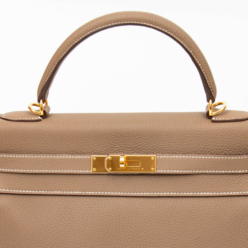 Hermès Kelly 32 Retourné Togo Leder Etoupe Goldene Hardware – Bild 4